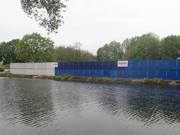 Containerwand am Oder-Havel-Kanal
