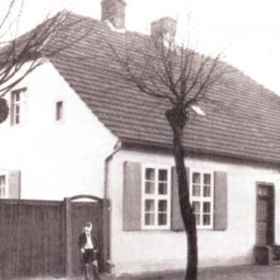 Altes Uhrmacherhaus von 178 - Foto aus: Paegelow, Willi: Heimatbuch der Gemeinde Friedrichsthal