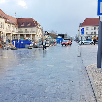 Stralsunder Straße am Bahnhof wieder freigegeben