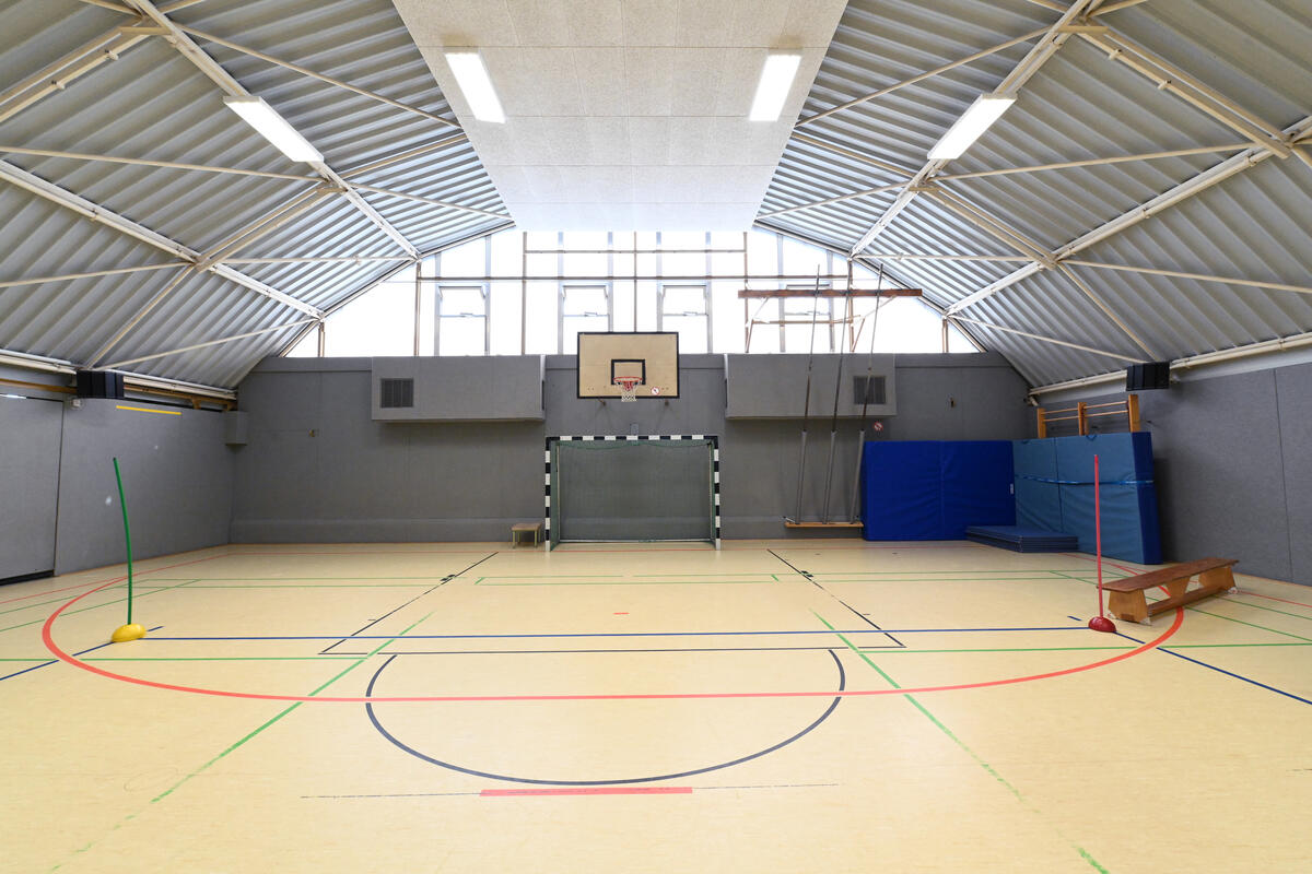 03-ORA Waldschule Sporthalle innen - Fotos für Stadt Oranienburg