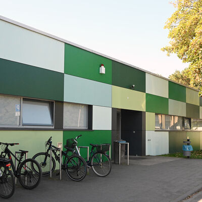 Sachsenhausen Sporthalle Oberschule außen