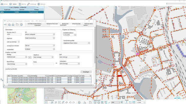 DAS GIS macht's möglich: Selbst jede Straßenlaterne mit allen dazugehörigen Infos ist hier zu finden.