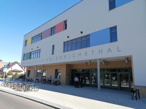 Die neue Grundschule in Friedrichsthal.